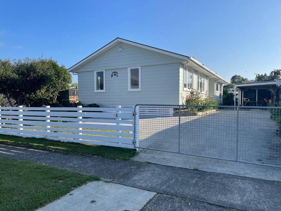 Turangi Home Family Size Taupo Exterior photo